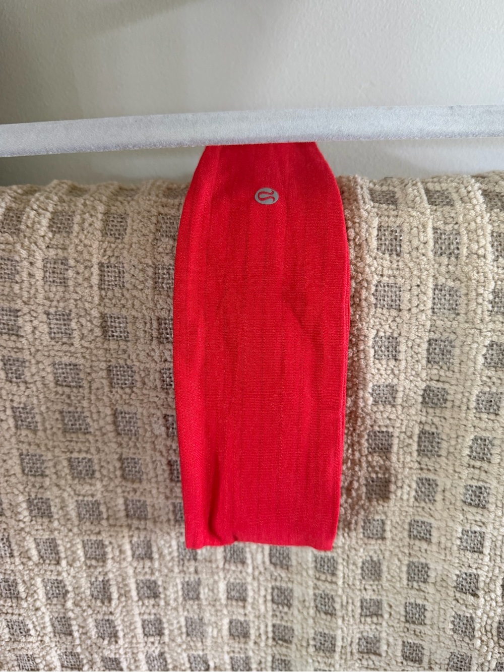❤️ Lululemon Red Headband ❤️